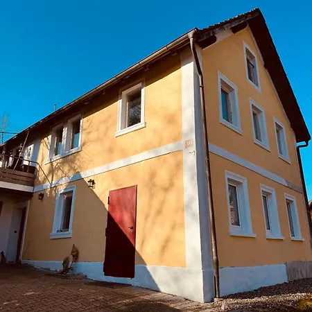 In Rustikalem Alten Haus Homestay szállás